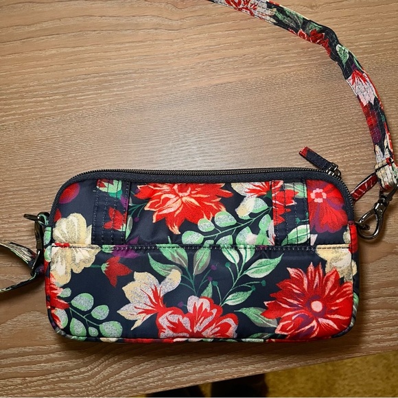 LUG Quilted RFID Convertible Crossbody Coupe 2 NWOT Travel Vacation Floral Print - Picture 3 of 15